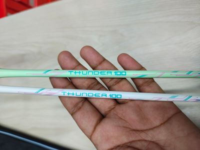 VSE Thunder 100 Badminton Racket_img_3