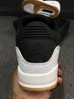 Jordan 3 Retro Black White Gum_img_3