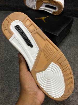 Jordan 3 Retro Black White Gum_img_4