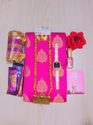 আকর্ষণীয় শাড়ী গিফট কম্ব সেট_img_0