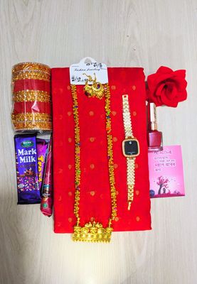 আকর্ষণীয় শাড়ী গিফট কম্ব সেট_img_1