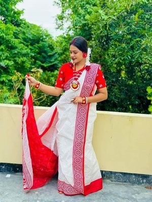 Half Silk Sharee with Blouse Piece_img_1