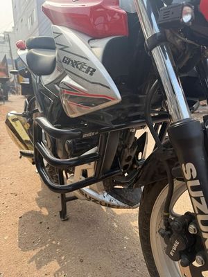 Premium Heavy Engin Gourde Bumper For Suzuki Gixxer Nacked Version_img_0