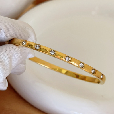 Seven diamond bracelet_img_0