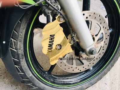 Premium Golden Caliper Gourde For FZS All Model_img_1