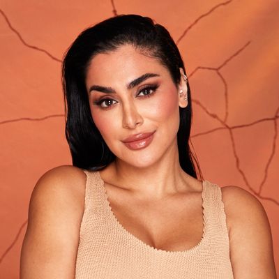 Huda Beauty GloWish Cheeky Vegan Blush Powder_img_9