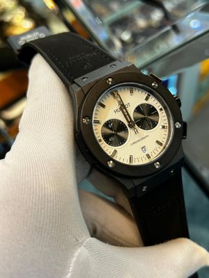 Hublot Classic Fusion Black Case Black Belt White Dial V2_img_0