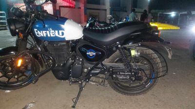 Premium Leadis Padani/Sharee Gourde For Royal Enfield Hunter 350_img_2