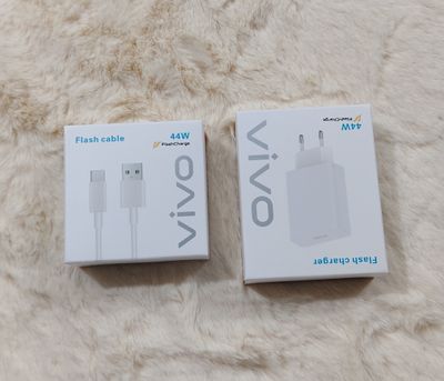 Vivo 44W Flash Charging Set_img_1
