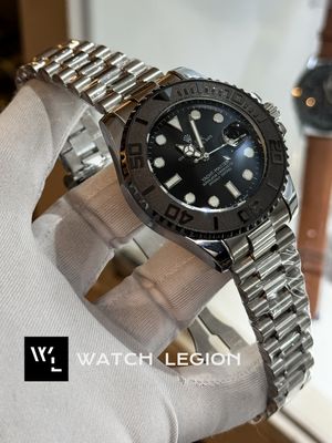 ROLEX YACHT MASTER CHAIN BLACK BEZEL BLACK DIAL SWEEP_img_1