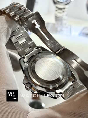 ROLEX YACHT MASTER CHAIN BLACK BEZEL BLACK DIAL SWEEP_img_4