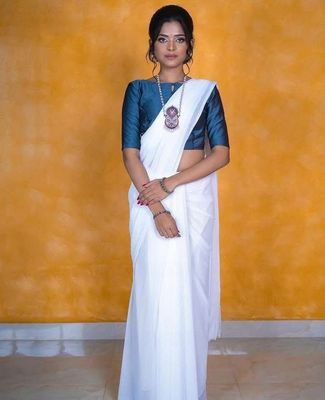 এক কালারের জর্জেট শাড়ি দেখতে আকর্ষণীয় ও লাইট ওয়েট_img_17