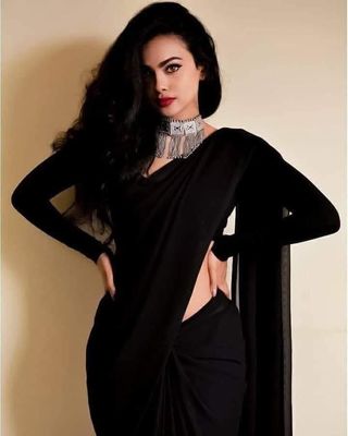 এক কালারের জর্জেট শাড়ি দেখতে আকর্ষণীয় ও লাইট ওয়েট_img_20