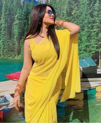 এক কালারের জর্জেট শাড়ি দেখতে আকর্ষণীয় ও লাইট ওয়েট_img_21