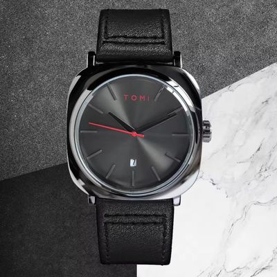 TOMI T-084 Men's Leather Belt Quartz Watch With Date (Full Black)_img_2