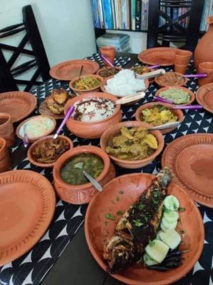 মাটির তৈরী ডিনার সেট ৫৩ পিস_img_2