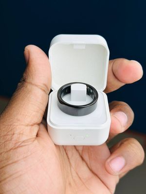 Smart Finger Ring for Fitness Tracking – With Charging Case_img_0
