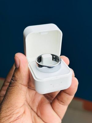 Smart Finger Ring for Fitness Tracking – With Charging Case_img_1