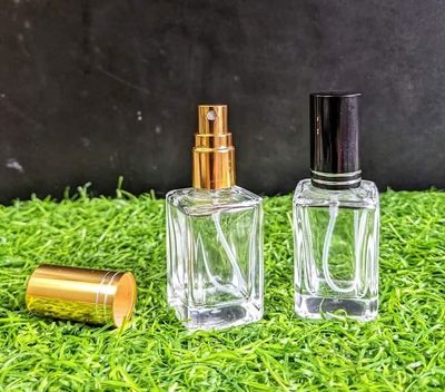 Carolina Herrera 212 EDT For Man Decant_img_4
