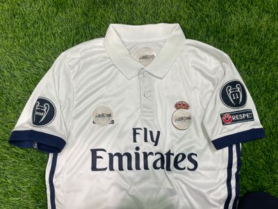 Real Madrid 16/17 Home Kit_img_1