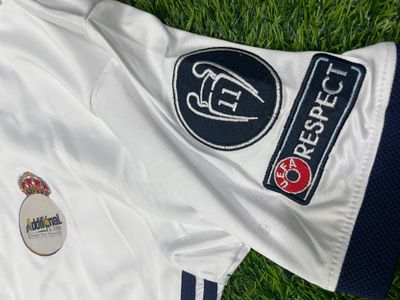 Real Madrid 16/17 Home Kit_img_2