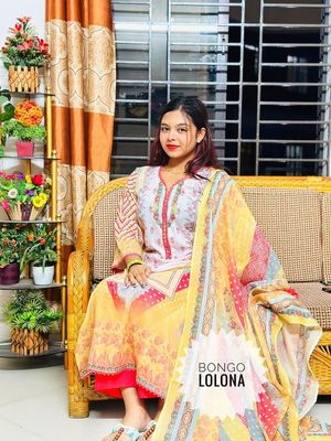 সুরভি শোভা (Suravi Shobha) Luxury Swiss Lawn Three-Piece_img_1