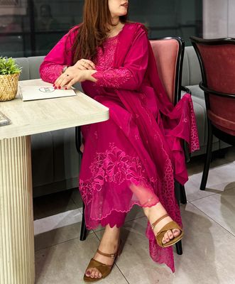 Hot pink Stitch Dress ♥️_img_8