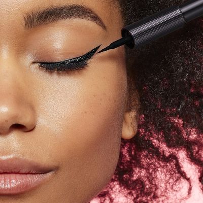 L'Oreal Paris Infallible Grip 24HR Vinyl Liquid Eye Liner - Black_img_1