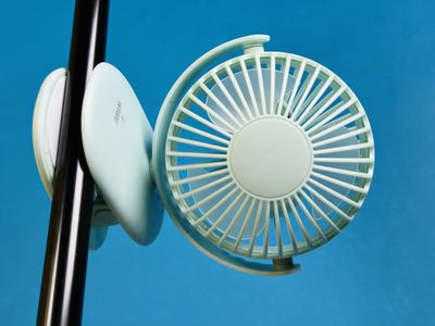 NEW!! mini Clip Fan 360 Degree Rotation Rechargeable Fan (WiWu FS03)_img_3