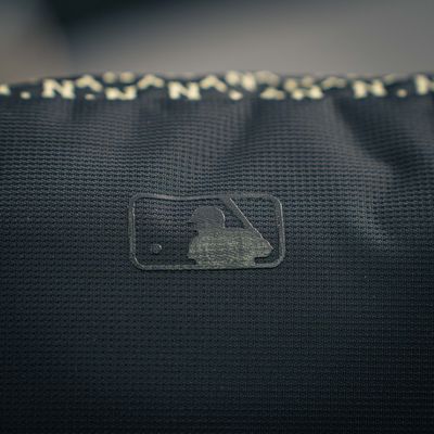 MLB New York Yankees Monogram Black Waist Bag_img_4