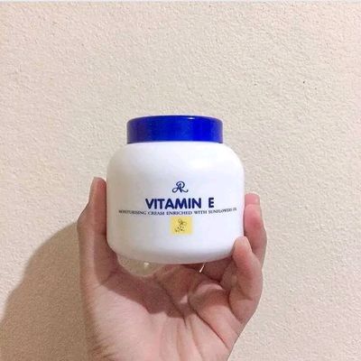 AR Vitamin E Moisturizing whitening Cream_img_1