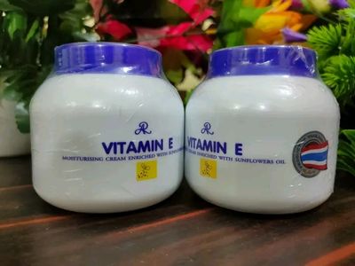 AR Vitamin E Moisturizing whitening Cream_img_2
