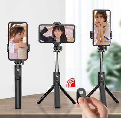 Content Creators Combo Package Selfie Stick And K8 Wireless Microphone_img_4