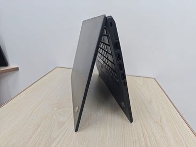 Lenovo ThinkPad T470s | Core i5 6th Gen | 8GB RAM 256GB SSD | 14.1-inch Display_img_5