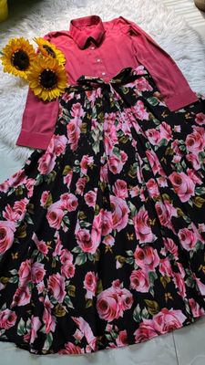 Skirt and Top Two Piece Set_img_0