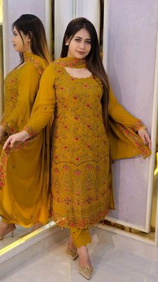 এমব্রয়ডারি কাজ করা ফোর পিস_img_2