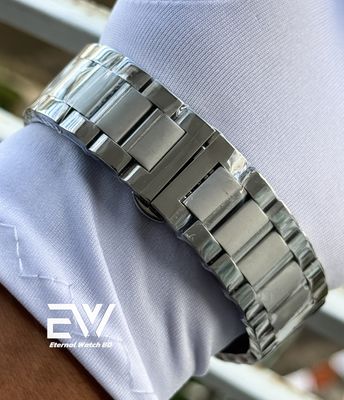 TAG SWEEP MOVEMENT BLACK DIAL SILVER BODY_img_2