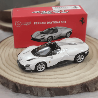 Bburago 1:64 Ferrari Daytona SP3 Diecast Model Car_img_0
