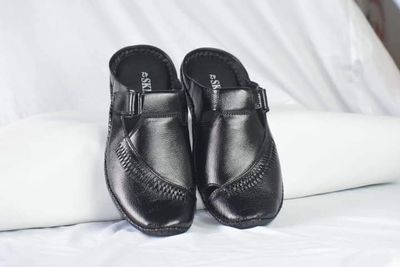 Original Leather Shoes One Pair_img_0