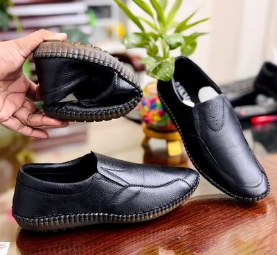 Original Leather Shoes One Pair_img_0
