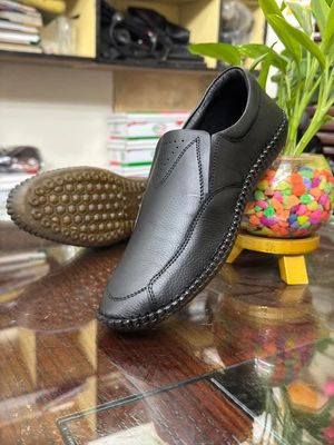 Original Leather Shoes One Pair_img_1