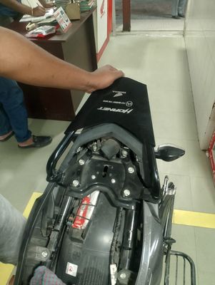 Premium Back Carrier Hornet CBS & Special Edition Bike_img_6