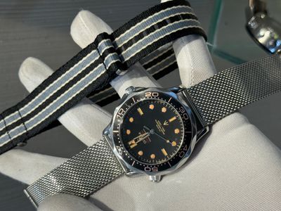 OMEGA 007 NATO STRAP FREE SWEEP MOVEMENT_img_3