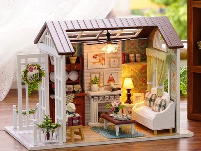 Playmoji DIY Miniature House - Happy Times (With Dust Cover)_img_1