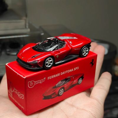 Bburago Ferrari Daytona SP3 1:64 Diecast_img_1