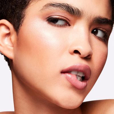 MAC Cosmetics – Step Bright Up Extra Dimension Skinfinish Palette_img_2