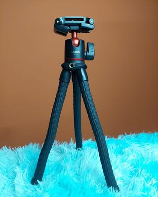 Ulanzi MT11 Octopus Tripod For DSLR Camera & Smartphones_img_2