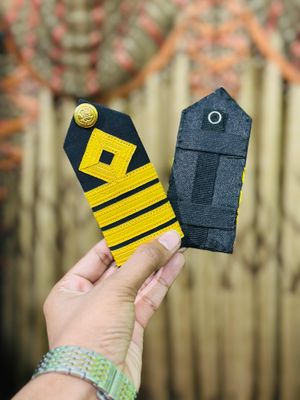 Captain Button Epaulettes_img_2