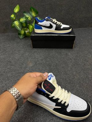 Limited Edition Sneaker Alert! 🔥Fragment Design × Travis Scott × Air Jordan 1 Low OG.Man Shoes._img_2