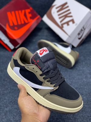 Travis Scott x Air Jordan 1 Low Dark Mocha_img_1